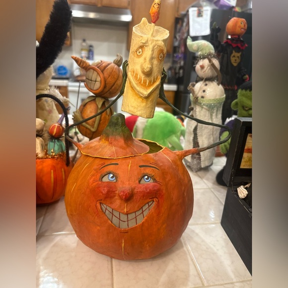 Other - V. Patterson Series Twist
Year: 2006 hand-signed on base
Style: Vintage folk art